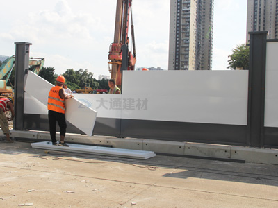 施工現(xiàn)場搭建的臨時圍擋有著怎樣的作用呢？